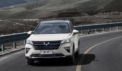 五菱星辰suv2021新款报价及图片 2021款售价6万起(分期首付仅需3万)