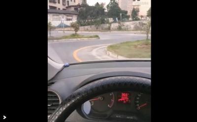 科二走s弯最笨办法视频 驾照科目二曲线行驶技巧视频讲解