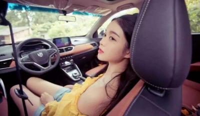 汽车装饰有哪些类型 可以提升乘车的舒适性颜值